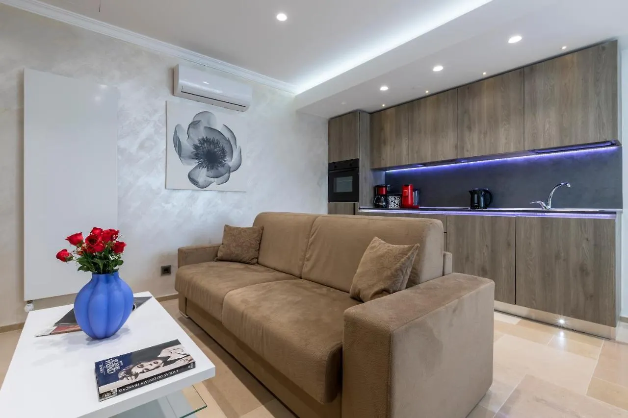 The Queen Luxury Apartments - Villa Medici Luxemburg 0*,