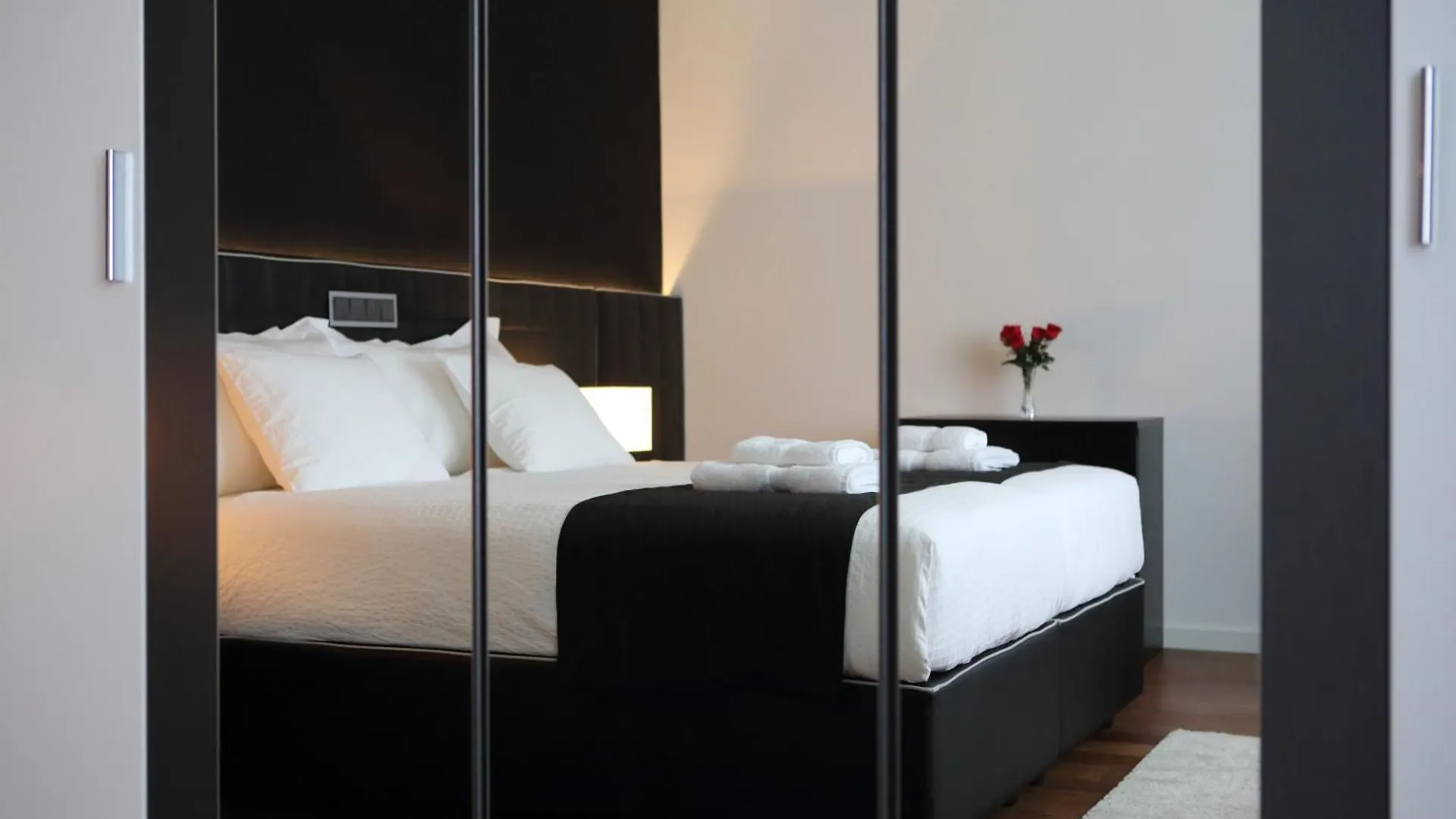 The Queen Luxury Apartments - Villa Medici Lüksemburg